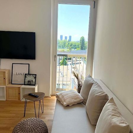 Donaublick Oasis: Stylische Wohnung Wien Eksteriør bilde