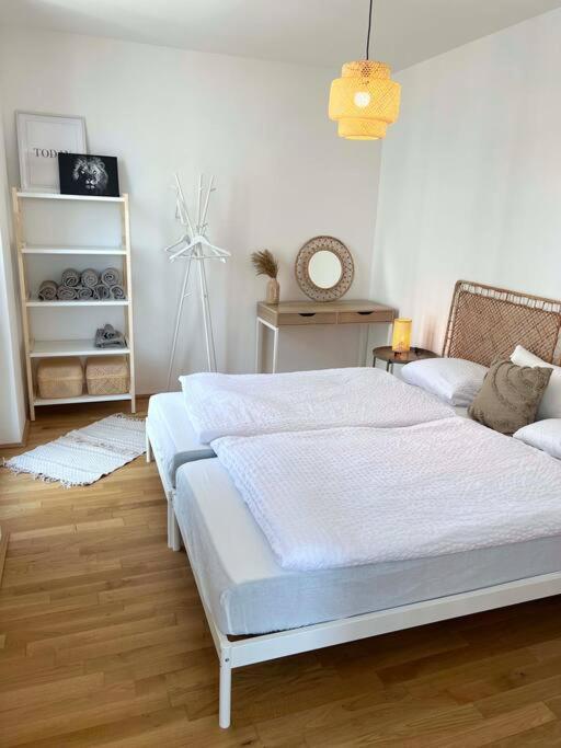 Donaublick Oasis: Stylische Wohnung Wien Eksteriør bilde