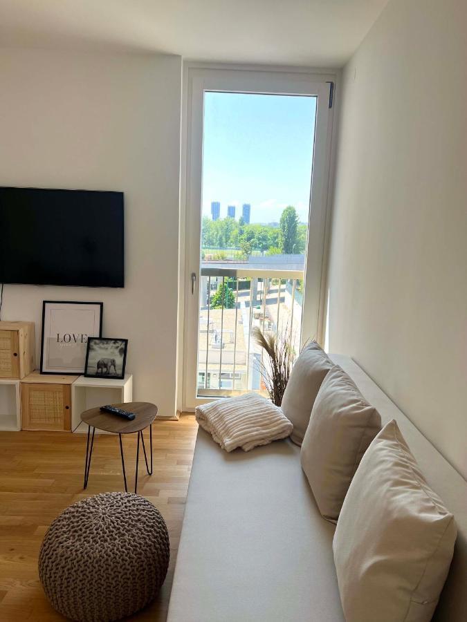 Donaublick Oasis: Stylische Wohnung Wien Eksteriør bilde